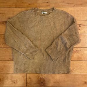 *EUC* 🤎 Zara Cozy Beige Sweater